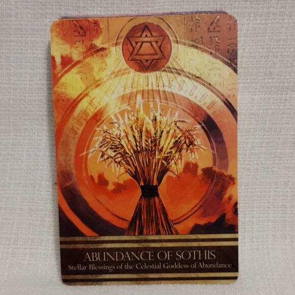 Isis Oracle - Picture 5 of 12